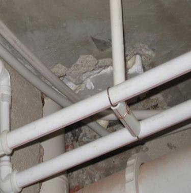 新建漏水维修 卫生间漏水的原因是什么？卫生间下水管漏水怎么办？