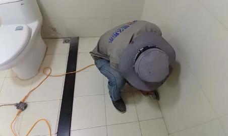 新建卫生间补漏